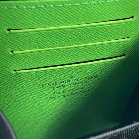 LOUIS VUITTON M80144 Monogram Soft Trunk-Phone Box Bag Pochette Shoulder Bag - Picture 9 of 14